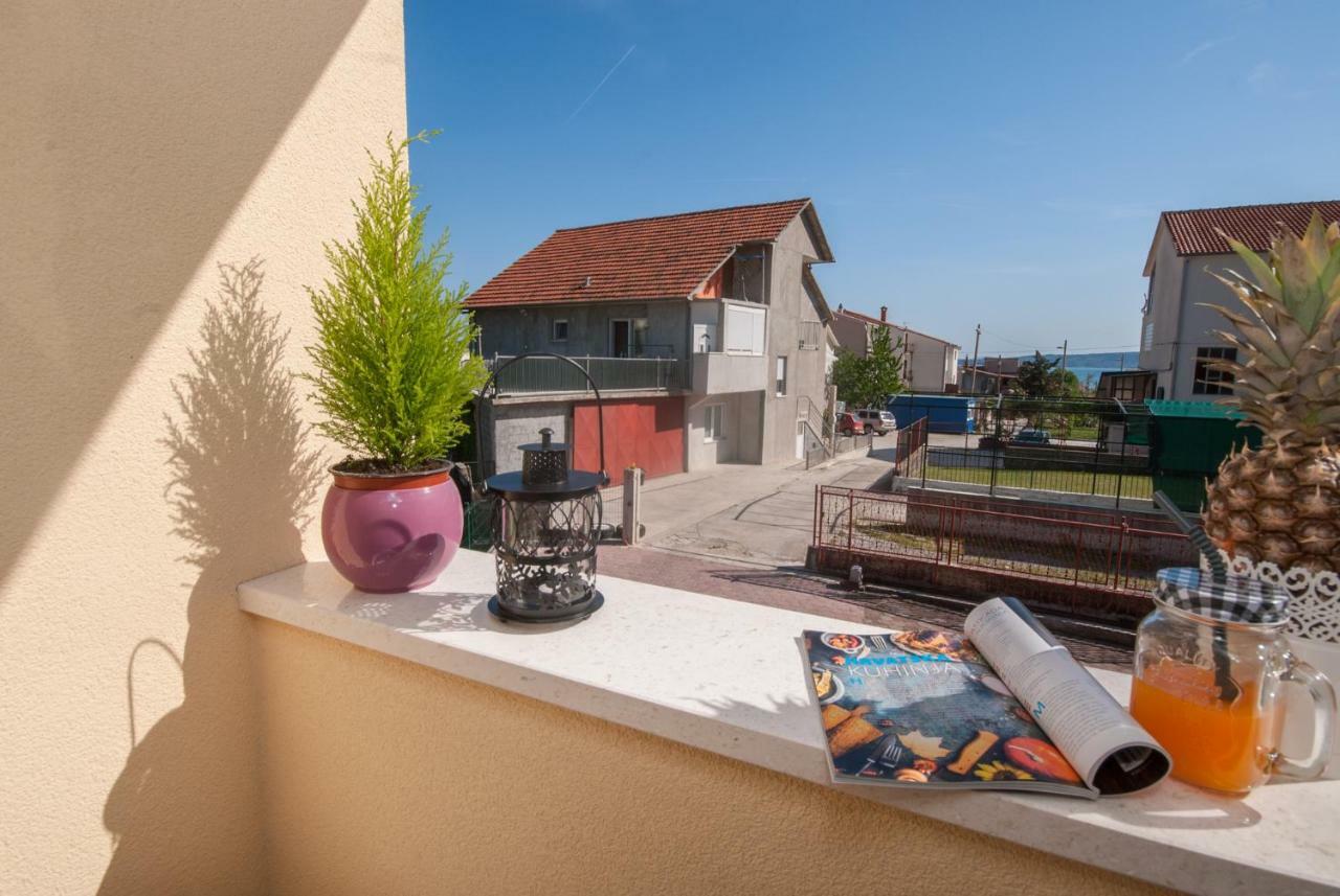 Apartmani Ivan Kaštela Exterior foto